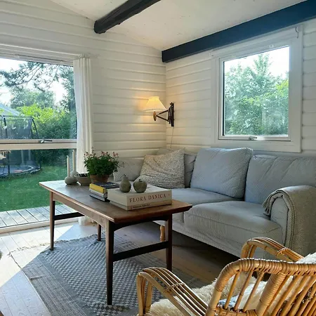 Vakantiehuis Summer House With Beautiful Interior Details *
